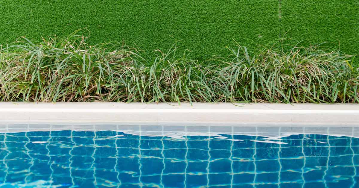 cesped-artificial-natural-piscina