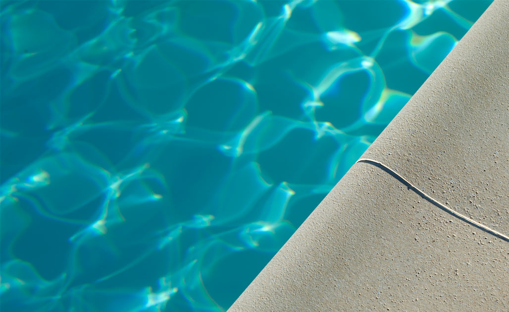 como-eliminar-polvo-y-barro-piscina