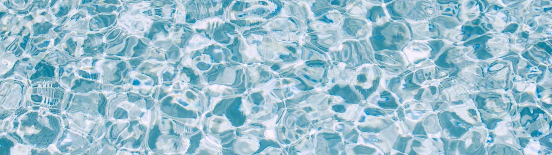 evitar-congele-piscina-agua-detalle