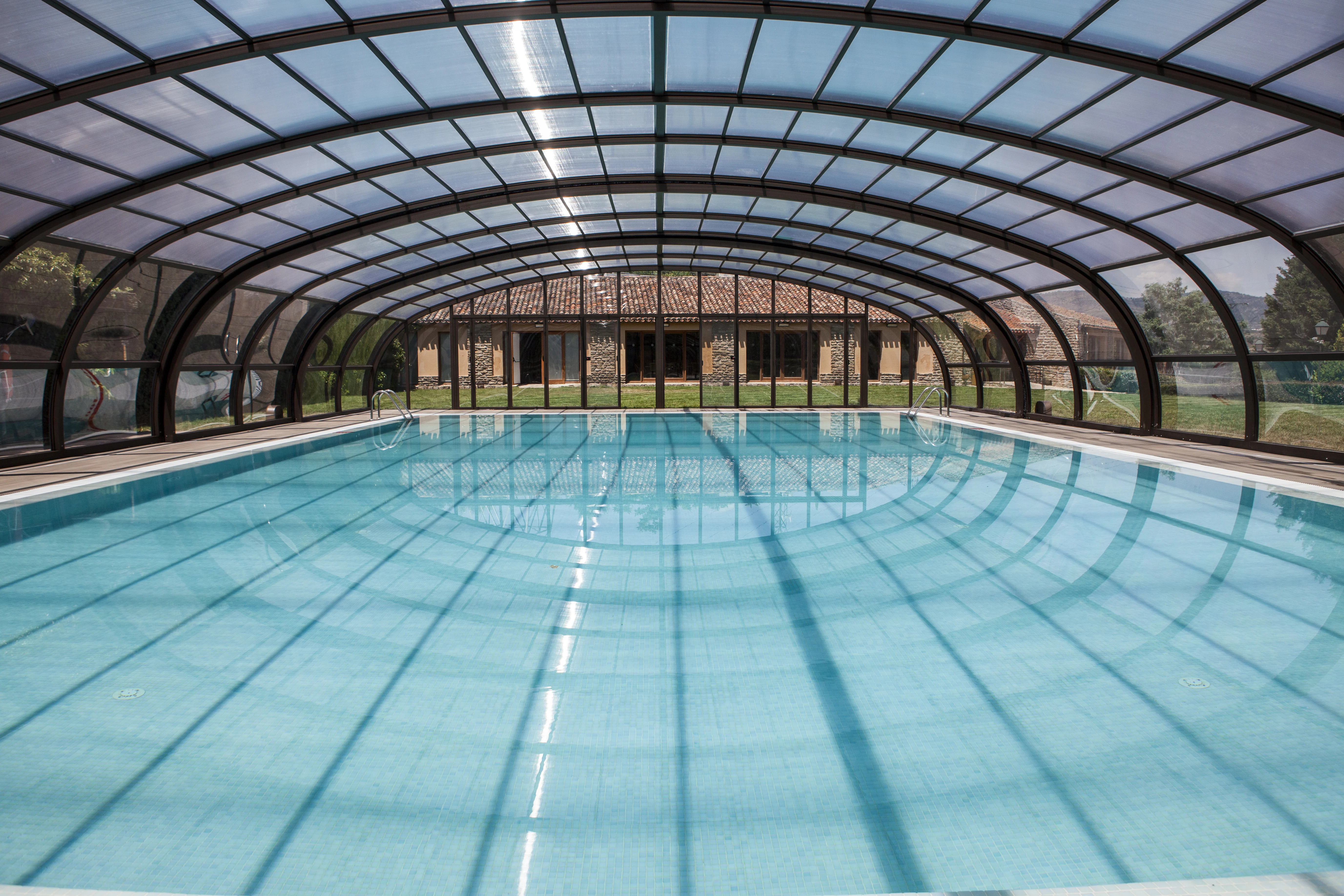 /cubiertas-de-piscinas/cubiertas-moviles-para-piscinas-grandes/vega-star-telescopica/